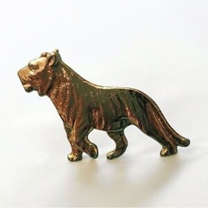 Vintage Gold Tone Tiger Panther Lapel Pin Jewelry Animal Brooch